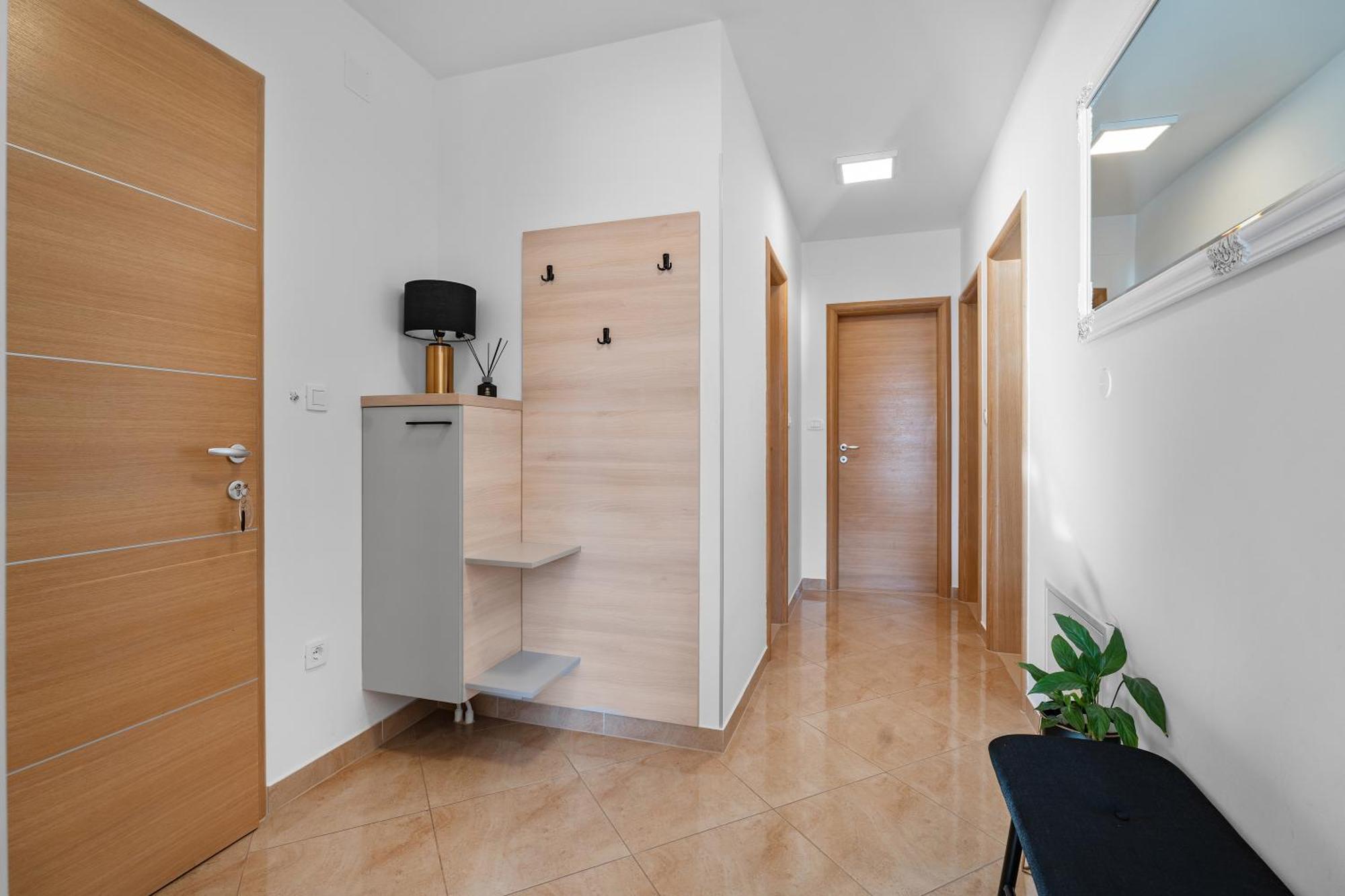 Apartments Bakota โอมิช ภายนอก รูปภาพ