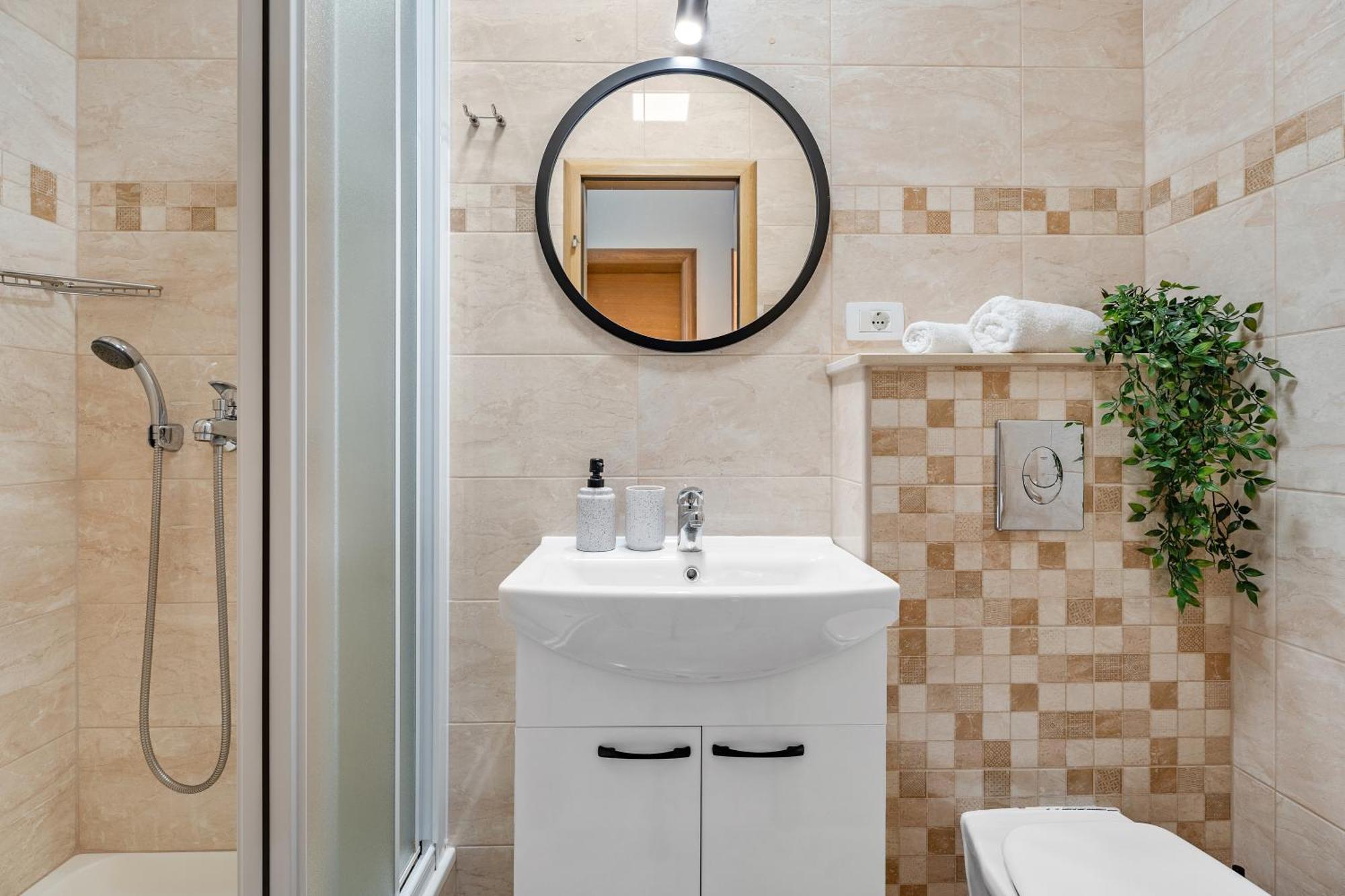 Apartments Bakota โอมิช ภายนอก รูปภาพ