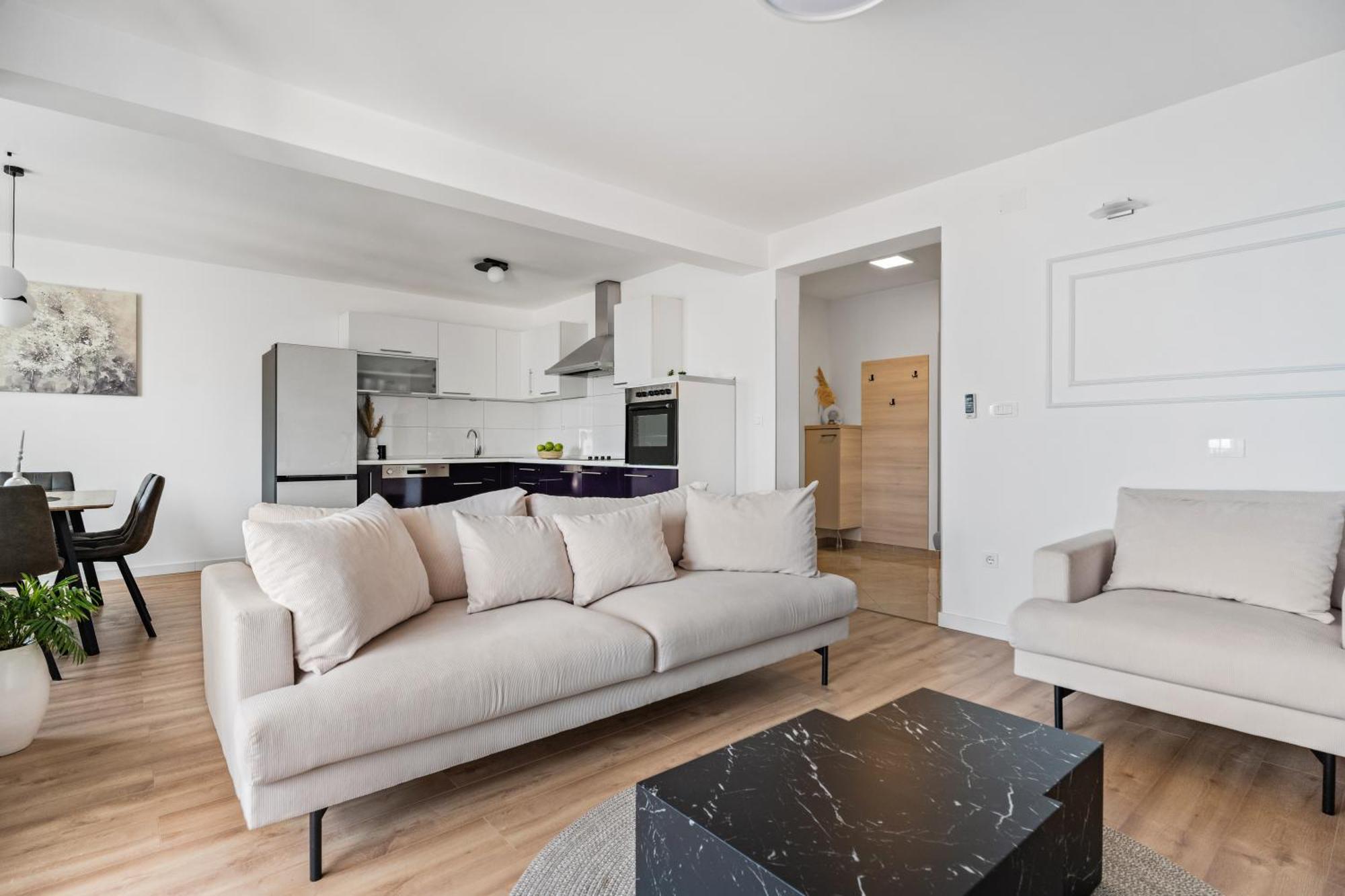 Apartments Bakota โอมิช ภายนอก รูปภาพ